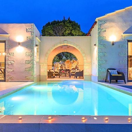 Villa Vardis Heated Pool Vryses Eksteriør bilde