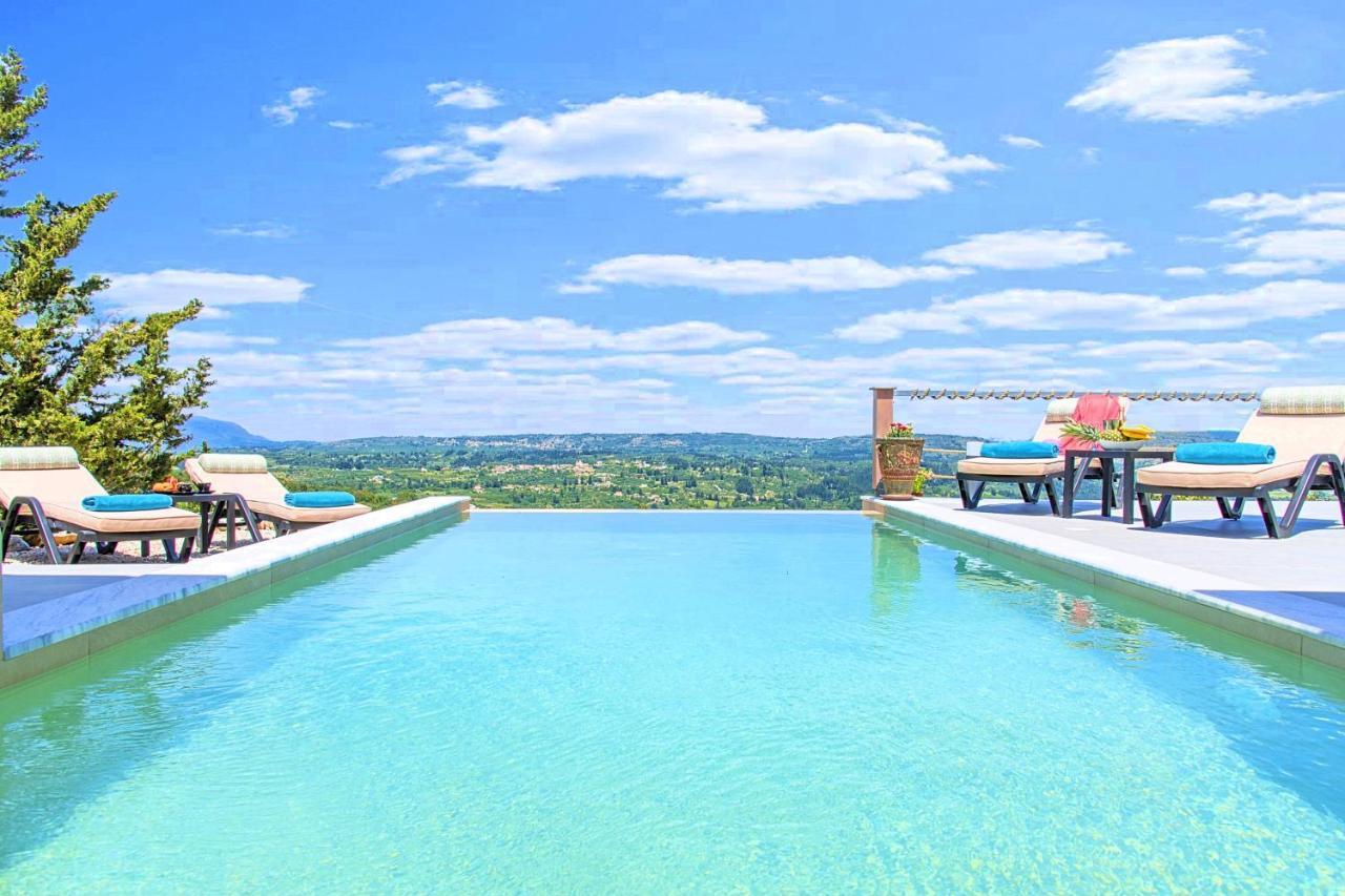 Villa Vardis Heated Pool Vryses Eksteriør bilde